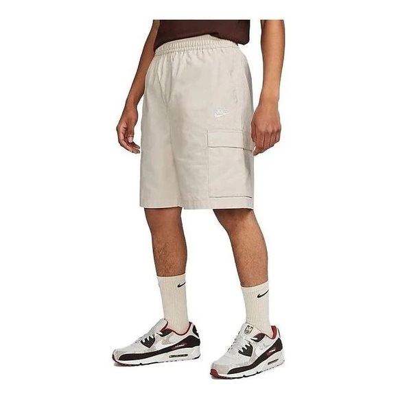 Nike Club Woven Cargo Shorts Men’s Size Medium Beige Tan Khaki Athletic Pockets - Picture 2 of 8